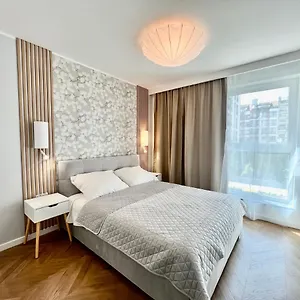 https://q4-apartments-angielska-grobla-old-town.gdanskhotel.org