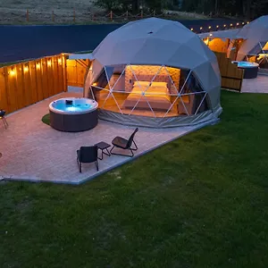  Luxusní stan Diamond Glamp & Jacuzzi